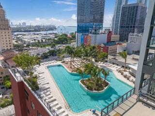 Downtown Miami 2BR Bay Views and Walk to Bayside - 9