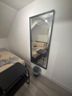 London Bridge 20 minutes away - 8