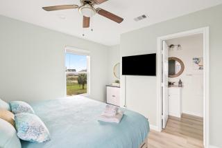 Hot Tub, Pet Friendly, 4Bdr/2Bth, - Aqua Vista - 2