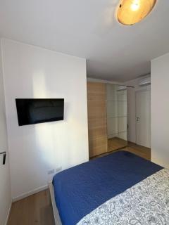 Lux Fara - Milan - 4