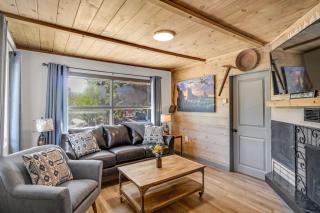 Rockhound Cabin Stunning Views and Private Hot Tub - 9