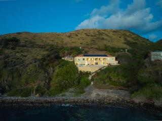 The Cerulean Oceanfront Luxury Retreat - 8