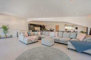 Weekstone Waterside Barn - 5