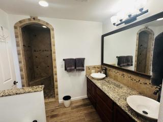 Dovewood Overlook - Pool and Hot Tub - Sleeps 16 - 3