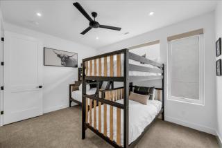Beachwood Breeze at Desert Color by Ember Stays - 2