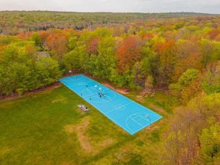 Lakeside Chalet 3BR Fire Pit Pet Friendly - 3