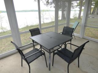 South Cottage on Torch Lake - 5