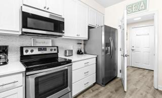 The Crescent 215 - 1