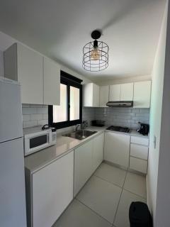 KIRA HAUS, North Green - 4