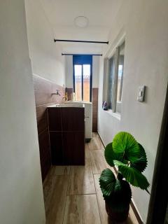 Apartamento completo cerca del aeropuerto y comercio - 4