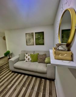 Apartamento completo cerca del aeropuerto y comercio - 3