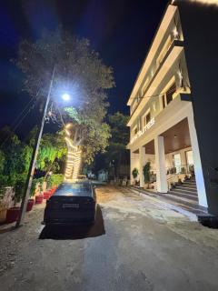 Arth Suites Lucknow Gomti Nagar - 8