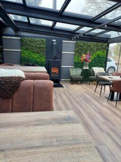 Prachtige stacaravan met heerlijke overkapping - 5