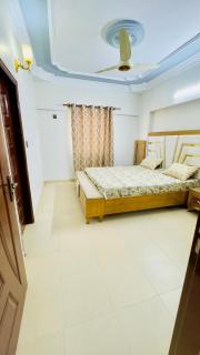 Al Mehran Towers 3BR Near Airport, Lift, Parking - 4