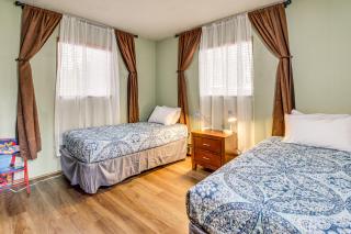 Near Scenic Trails! Woodsy Log Cabin in Lakeside - 6