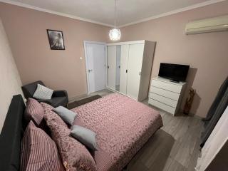 Sunny Apartment Maria near Sofia Airport, Druzhba District - 3
