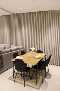 شقة فندقية راقية 3 غرف ومجلس ومطبخ مجهز #4 - 8