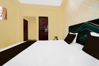 Hotel O by OYO Vatika - 1