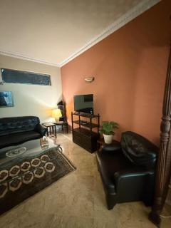 Modern Furnished Studio with Homely Vibe in F-10 - 8
