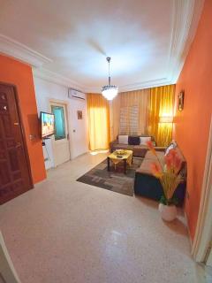 Ennasr 2 près du mosqué avec chaine international Avatar Pro avec Diwan - Service Navette - 9