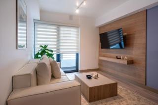 Modern 2-Bedroom Apartment in San Isidro Financial District near El Olivar Park - 5