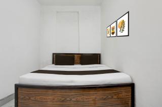 SPOT ON by OYO Hotel Sunrise - 1