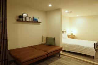 ION House - near shopping and Kennedy subway - 8