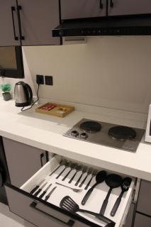 شقة فندقية3غرف نوم للإيجار اليومي بحي العارض #6 - 1