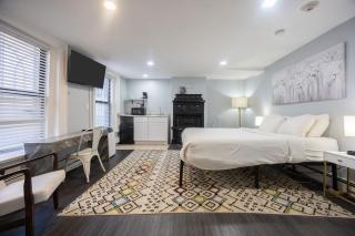 Centrally located Stay In Boston's Bay - 6