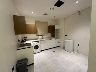 Luxury Apartment,Pirme location,Self, Check-in - 8