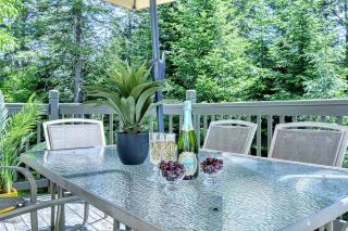 Stunning Chalet on Golf Course w/ Games Room! - 4
