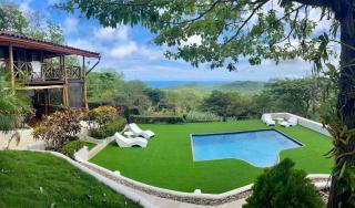 Peaceful Hillside Villa with Stunning Views - 0