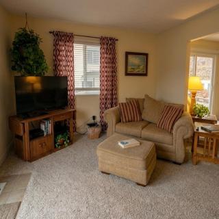Markley Manor - Beautiful views - 4