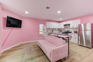 Pink outside the box - 3