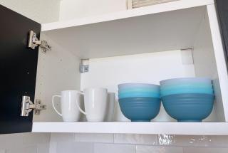 Renovated Beach Front Studio - Hawaiian Inn Resort - 6