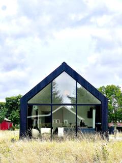 Nyt og hyggeligt sommerhus ved Remmerstrand - 1