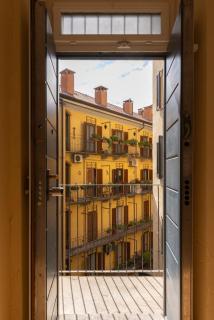 GOLD & PLATINUM Garibaldi Executive - 3