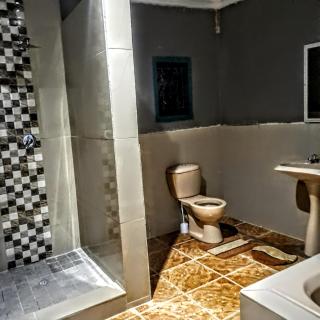 Aquamarine Guesthouse - 6