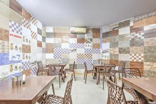 SPOT ON Royal King Guest House - 8