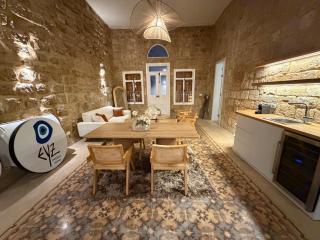 EYZ Batroun Old Souk- By EYZ Holiday Homes - 1