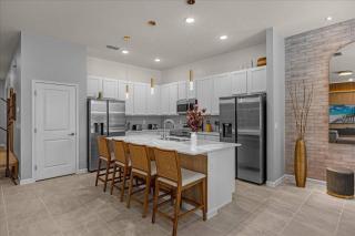 10 Bedrooms 9 Bathrooms Paradiso Grande 6080HS - 1