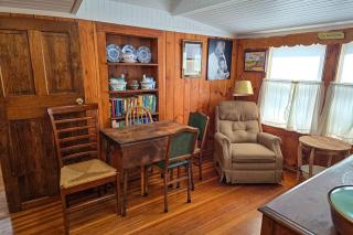 Pilgrim Cottage - 8