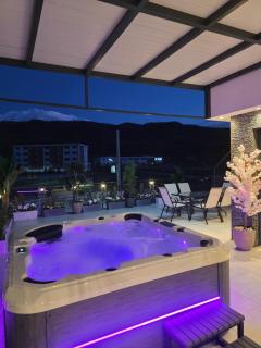 Villa Panorama View Brezovicë - 1