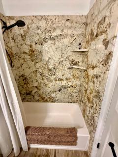 Eagles Roost Haven - Cozy Ski View Condo - 7