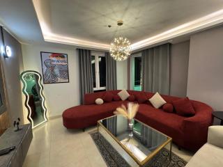 GOLD CREST Signature Apartments - 1
