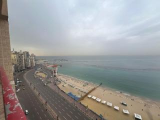 Luxury hotel apartment sea view - 1