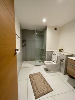 Elegant 3 Bedroom Chalet in Marassi Direct on Lagoon - 9