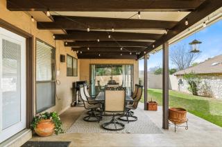 Mission - A Birdy Vacation Rental - 8