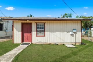 Yellow Bell - A Birdy Vacation Rental - 7