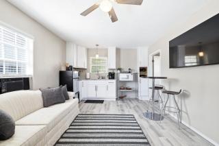 Yellow Bell - A Birdy Vacation Rental - 6